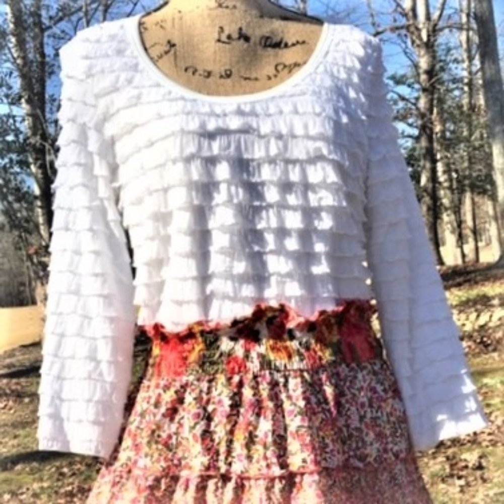 Travel Elements Ruffle Top Crew Neck  3/4 Sleeve